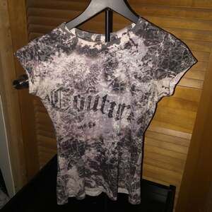 Vintage Style Couture Graphic Tee Purple Gray Marbled Print Y2K Top